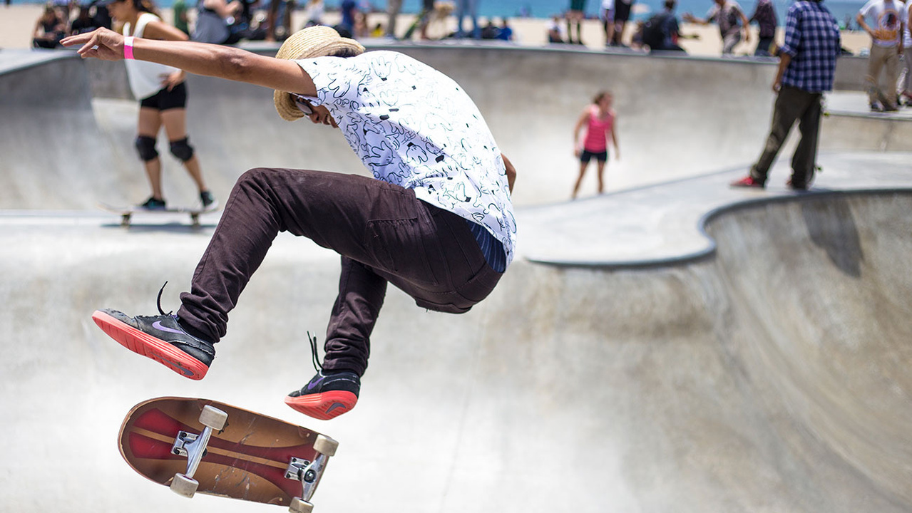 kid skating